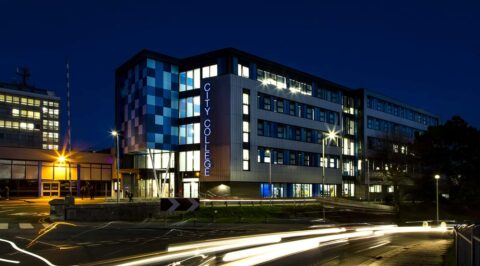 Kings Road reception at night time