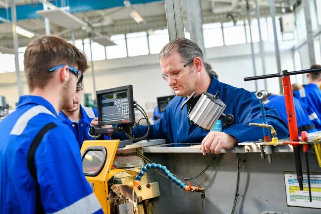 Technical Installation Engineer Maintenance, Installation & Repair for Engineering & Manufacturing ...